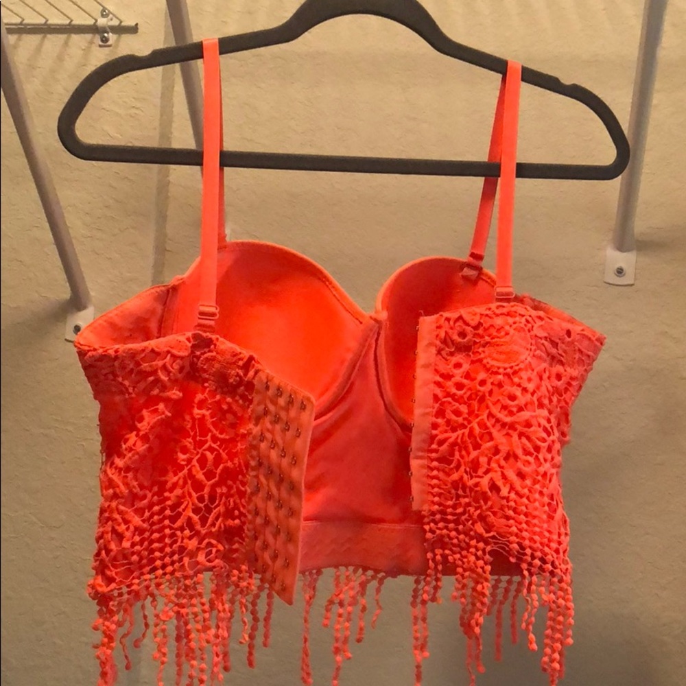 Crop top - Picture 3 of 3